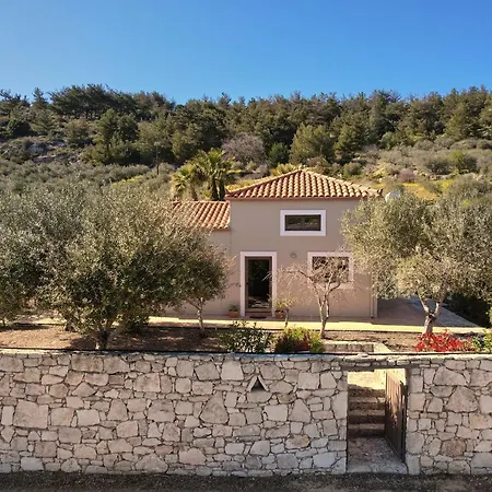 The Olive Grove With Swimming Pool And Breakfast 阿卡尼斯